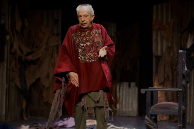 Genco Erkal’ın Yeni Oyunu "İ̇mparator", Şubat Ayı Boyunca İ̇stanbul’da "Perde" Diyecek