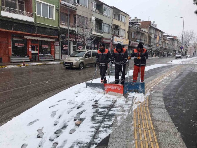 Çorum Belediyesi’nde Kar Mesaisi