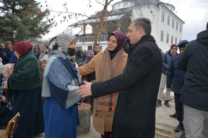 Kalp Krizi Geçiren Öğretmenevi Müdürü Bilim, Dualarla Son Yolculuğuna Uğurlandı