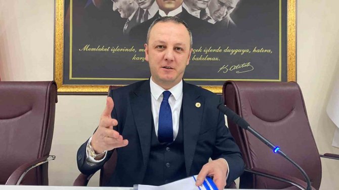 Zonguldak Belediye Başkanı Alan, "‘Togg’u Belediyenin Önüne Çekmek İstiyoruz"