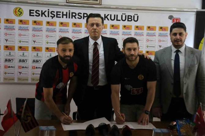 Eskişehirspor’da 6 İmza Birden