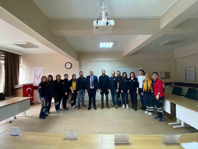 112 Acil Servis Personellerine İ̇lyad Eğitimi