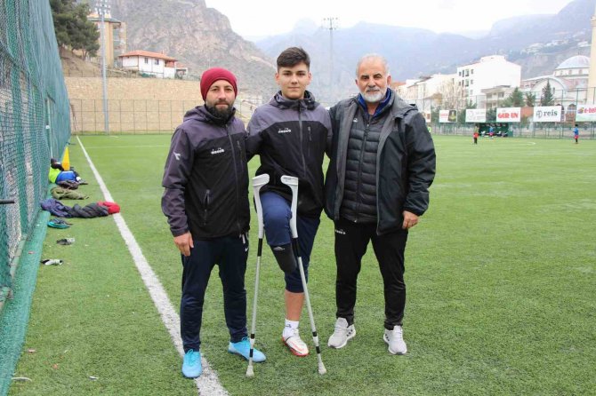 Türkiye’yi Ağlatmıştı, Eren’e Şimdi Transfer Teklifleri Yağıyor