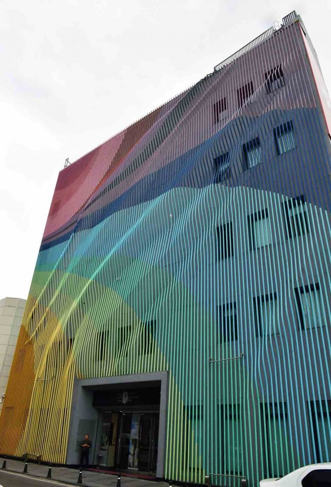 Aks’ni̇n Yeni Sergisi; Asker Ve Ressam