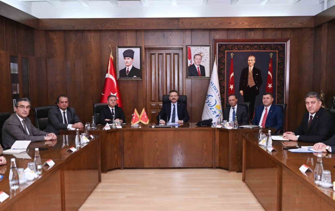 Aydın’da ’Mülki İ̇dare Amirleri Toplantısı’ Gerçekleştirildi