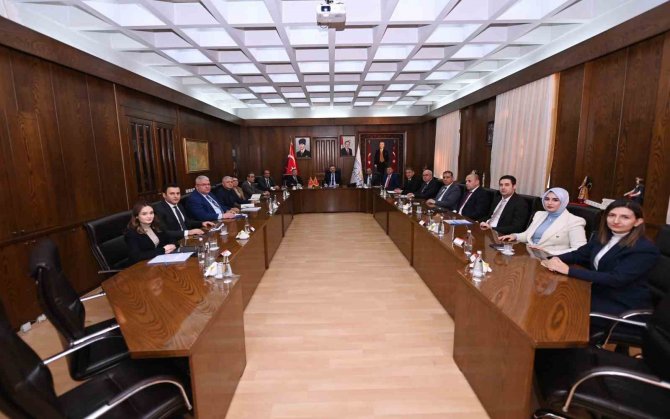 Aydın’da ’Mülki İ̇dare Amirleri Toplantısı’ Gerçekleştirildi