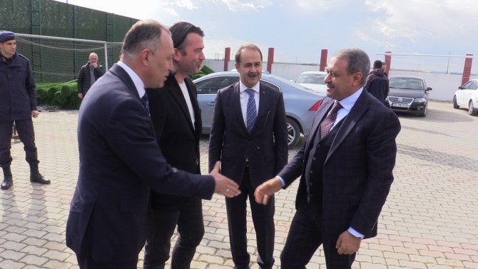 Balıkesir Valisi Hasan Şıldak, Bandırmaspor’a Destek Verdi