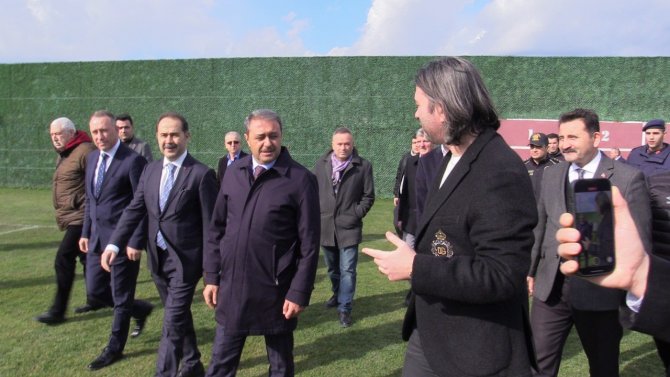 Balıkesir Valisi Hasan Şıldak, Bandırmaspor’a Destek Verdi