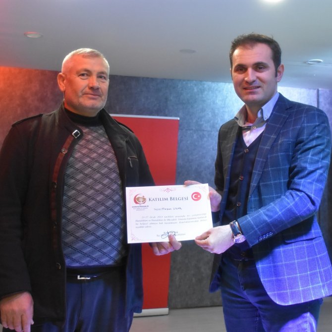 Sason’da 250 Kişiye Arıcılık Sertifikası Verildi