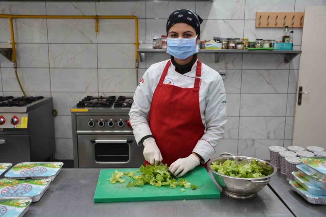 Okul Öncesine Haftada 5 Gün "Ücretsiz Yemek" Uygulaması 6 Şubat’ta Başlıyor