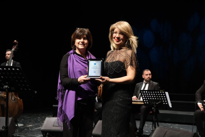 Tkm’de Sanat Müziği Gecesi