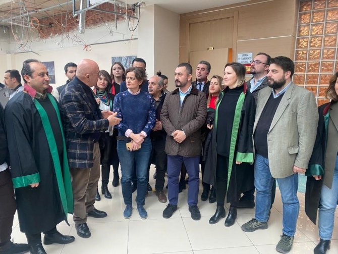 ‘Cumhurbaşkanına Hakaret’ten Yargılanan Eren Erdem Hakkında Beraat
