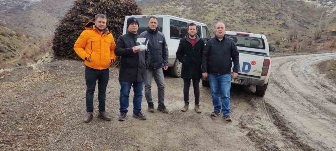 Afad, Dron İle Heyelanlı Yamaçlarda Riskli Kayalar İçin Devrede
