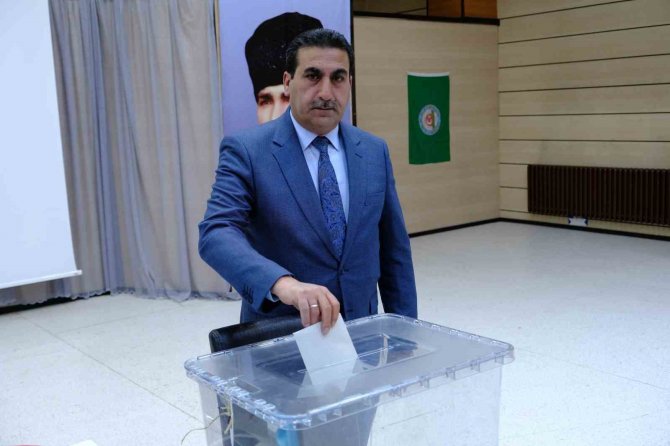 Erzincan Ziraat Odası’nda Tamer Geyik Güven Tazeledi