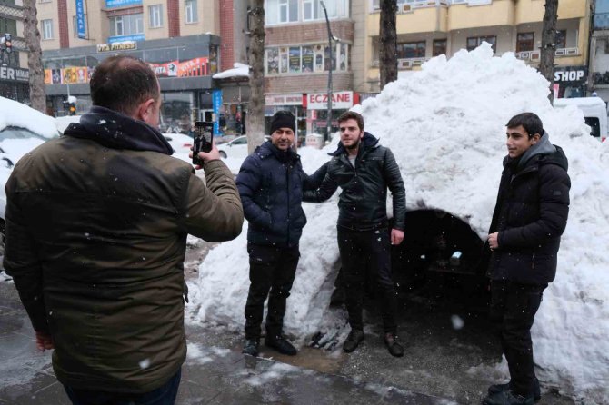 Bitlis’te Yapılan "İglo" Ev Büyük İlgi Gördü