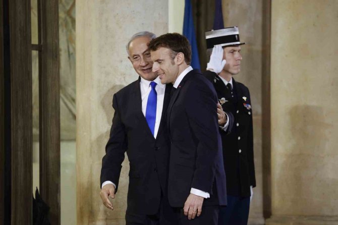 Netanyahu Ve Macron, Paris’te Bir Araya Geldi