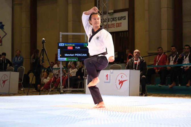 Milli Taekwondoculardan 36 Madalya