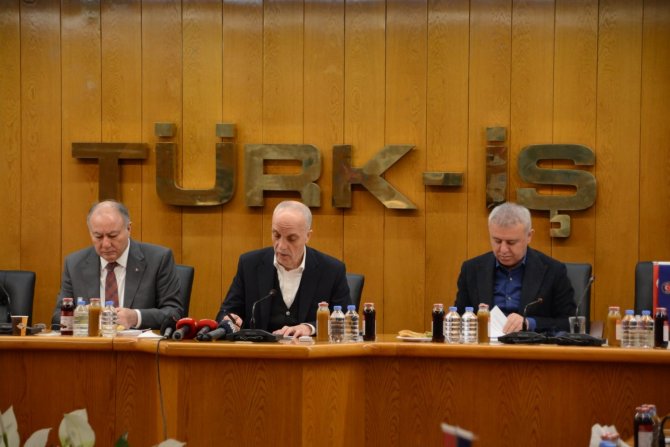 Türk-i̇ş Genel Başkanı Atalay: “Talebimiz, Seçim Sathına Girmeden Kamu Sözleşmelerini Bitirmek”