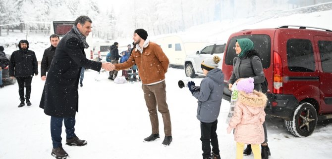 Kartepe’de Karın Tadını Çıkardılar