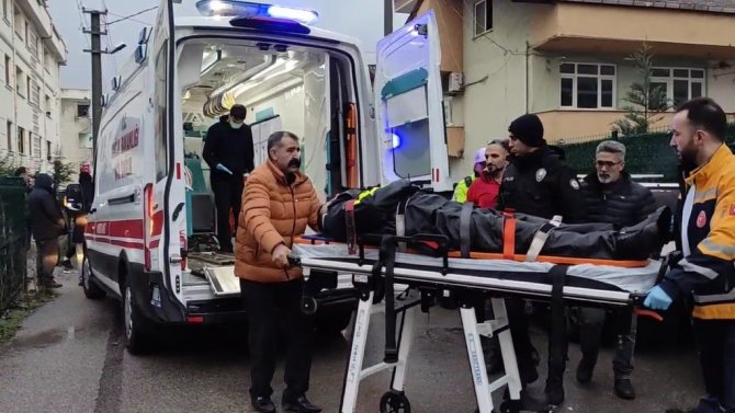 Taksiyle Çarpışan Motosikletin Sürücüsü Ağır Yaralandı