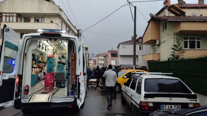 Taksiyle Çarpışan Motosikletin Sürücüsü Ağır Yaralandı