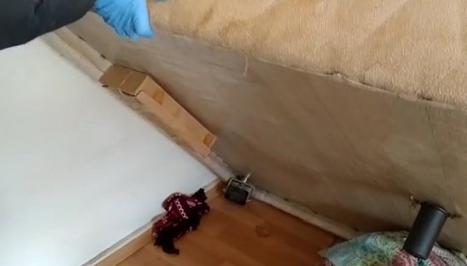 Konya’da Baskın Yapılan Evdeki Yatağın Altından Uyuşturucu Çıktı