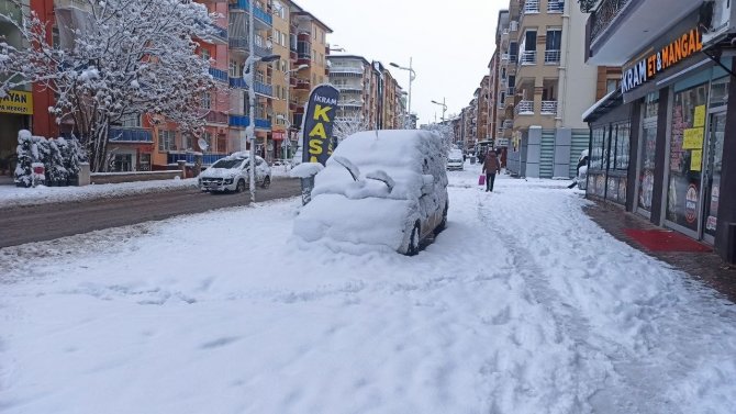 Malatya Karlı Bir Güne Uyandı