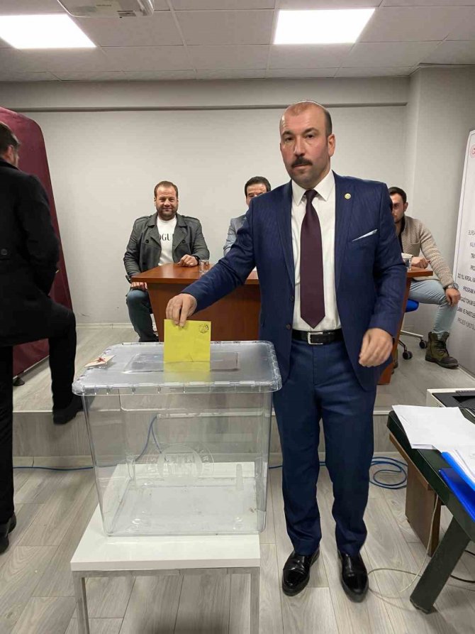 Seyitgazi Ziraat Odası’nda Erhan Erden Güven Tazeledi