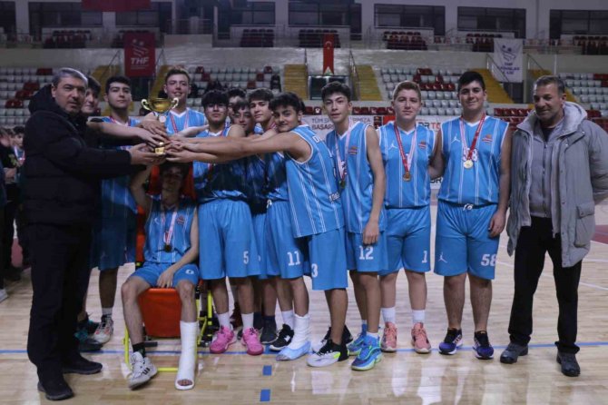 Potada Kongre İ̇htisas Kulübü Şampiyon Oldu