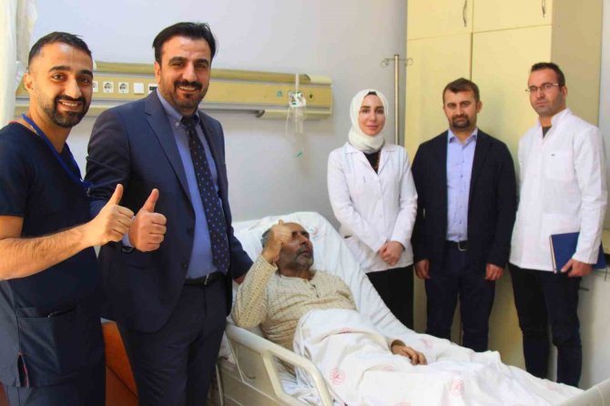 Karbonmonoksit Gazından Zehirlenen Hasta 40 Gün Sonra İyileşti