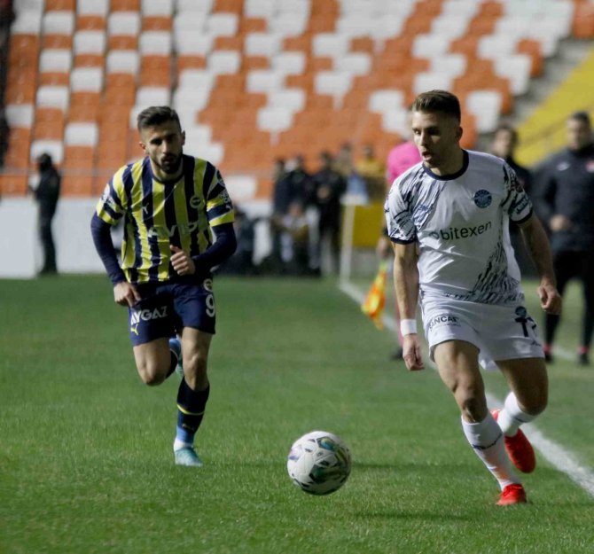 Spor Toto Süper Lig: Adana Demirspor: 0 - Fenerbahçe: 0 (İ̇lk Yarı)