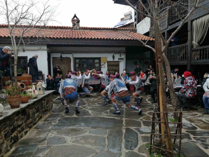 Bursalı Doğa Severler Kula’ya Hayran Kaldı