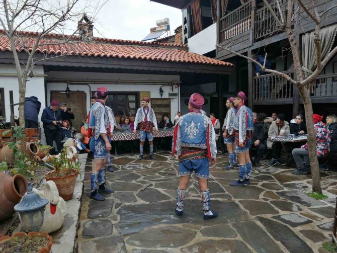 Bursalı Doğa Severler Kula’ya Hayran Kaldı