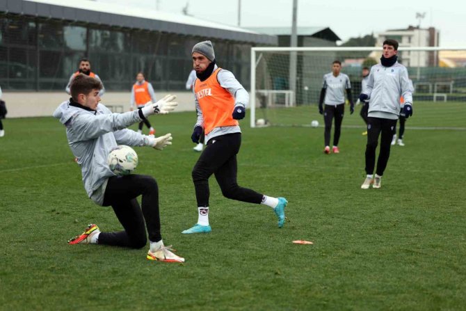 Trabzonspor, Galatasaray Maçı Hazırlıklarına Başladı