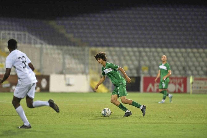 Bursasporlu Futbolcu Tuğhan Yıldız’a Roma Ve Inter’in İlgisi Var