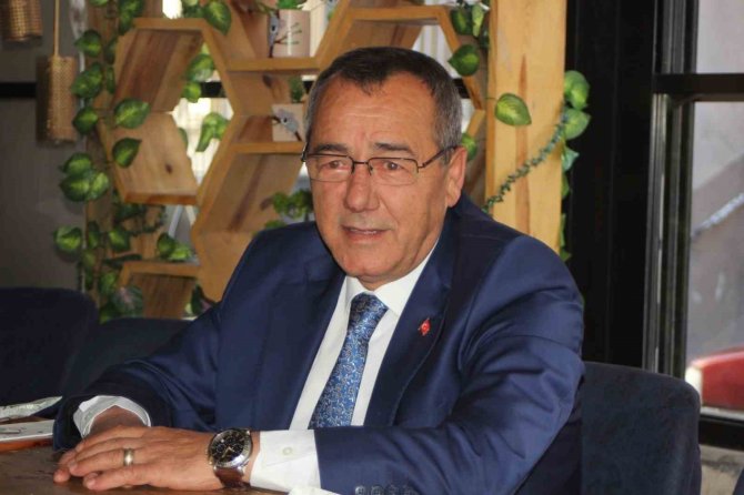 Uşak Esnafı Zincir Marketlerden Dertli