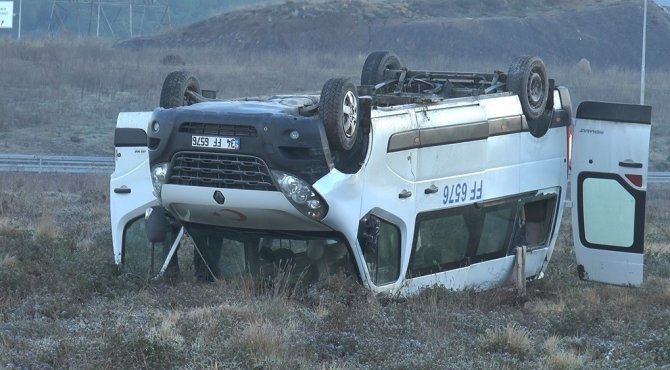 İ̇şçi Servisi Takla Attı: 9 Yaralı