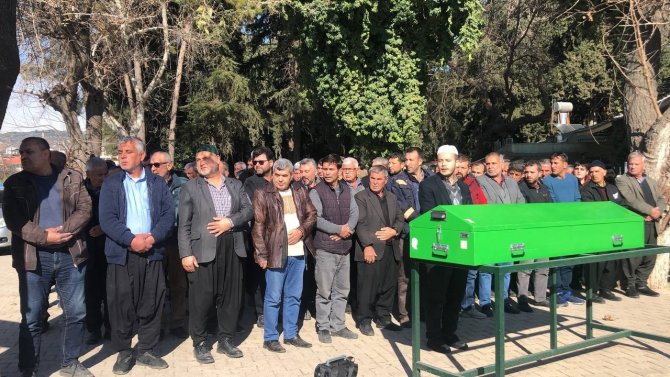 Yangında Ölen 96 Yaşındaki Kadir Dede, Son Yolculuğuna Uğurlandı