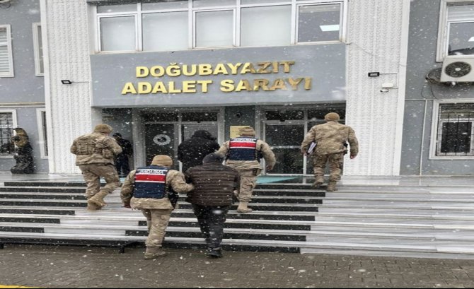 Ağrı’da 67 Düzensiz Göçmen Yakalandı