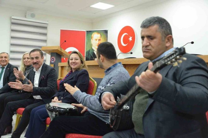 Ankaralılar Cam Üfleme Sanatını Yaşatmaya Devam Ediyor