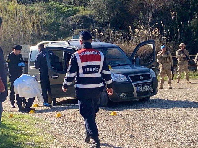 Antalya’da Zırhlı Araçla Adliyeye Getirilen Cinayet Zanlısı Tutuklandı