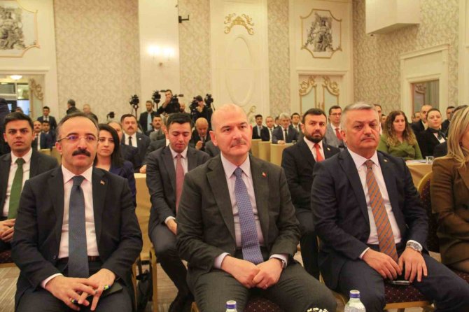 Soylu: "Amerikan Büyükelçisi, Pis Ellerini Türkiye’nin Üzerinden Çek"