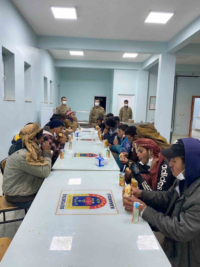 Şanlıurfa’da 101 Kaçak Göçmen Yakalandı
