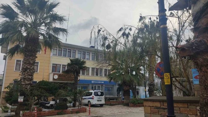İ̇yi̇ Partili Gökçeada Belediye Başkanı Çetin Adliyeye Sevk Edildi