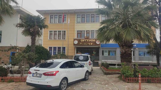 İ̇yi̇ Partili Gökçeada Belediye Başkanı Çetin Adliyeye Sevk Edildi