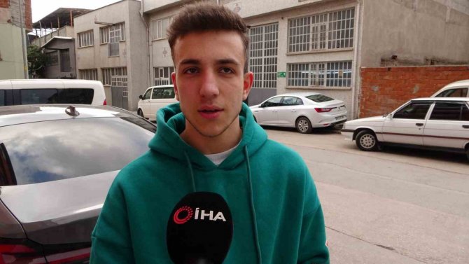 Bursa’da Kaza Anı Motosiklet Sürücüsünün Kask Kamerasında