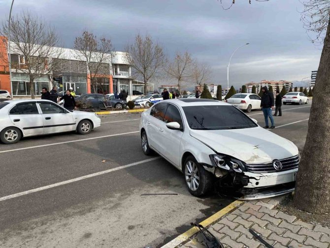 Çorum’da Zincirleme Trafik Kazası: 1 Yaralı