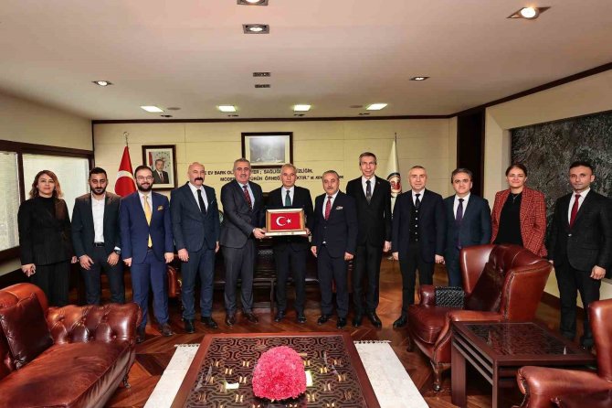 Denizli Büyükşehirde Sevindirici İş Sözleşmesi İmzalandı