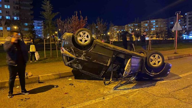 Diyarbakır’da Trafik Kazası: 6 Yaralı
