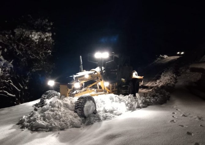 Elazığ’da 300 Köy Yolu Ulaşıma Açıldı